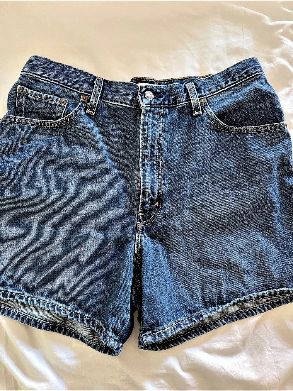 Levi Strauss & Co. Cinch Shorts. Denim Jean Shorts Blue Waist 32
